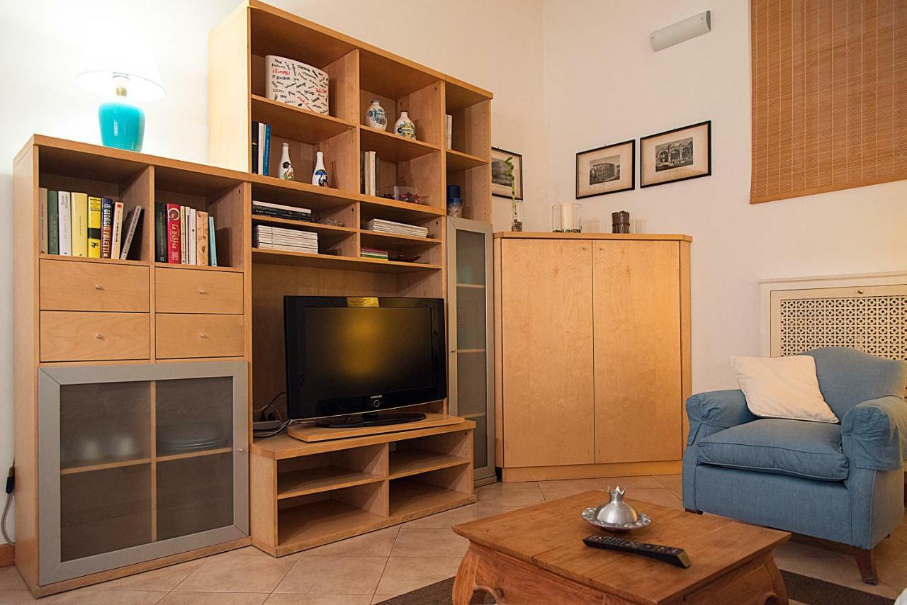 Elegant Apartment In Sant'Ambrogio Milano Eksteriør bilde
