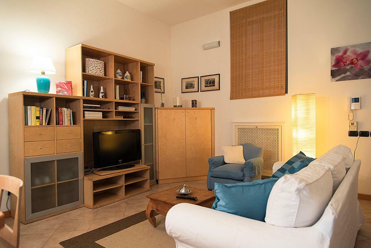 Elegant Apartment In Sant'Ambrogio Milano Eksteriør bilde