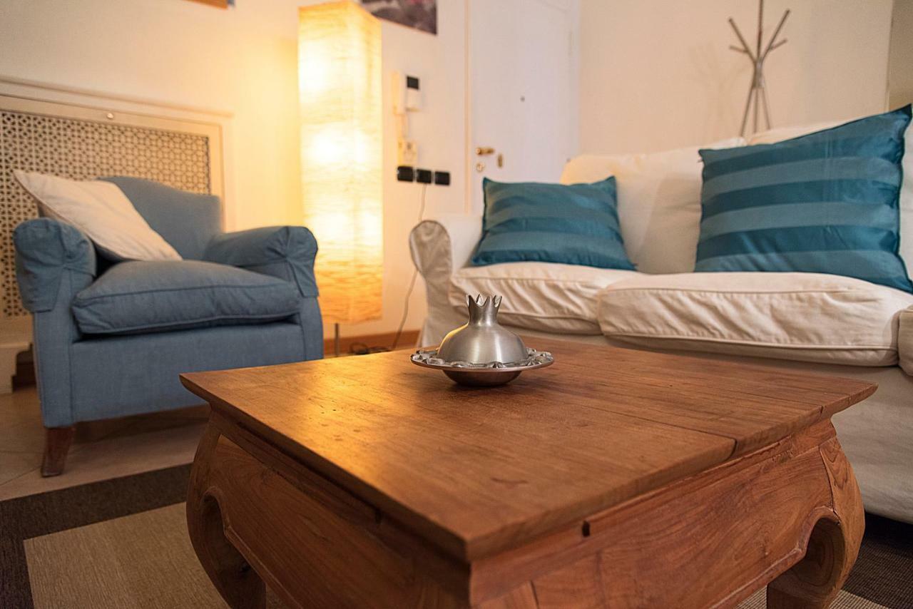 Elegant Apartment In Sant'Ambrogio Milano Eksteriør bilde