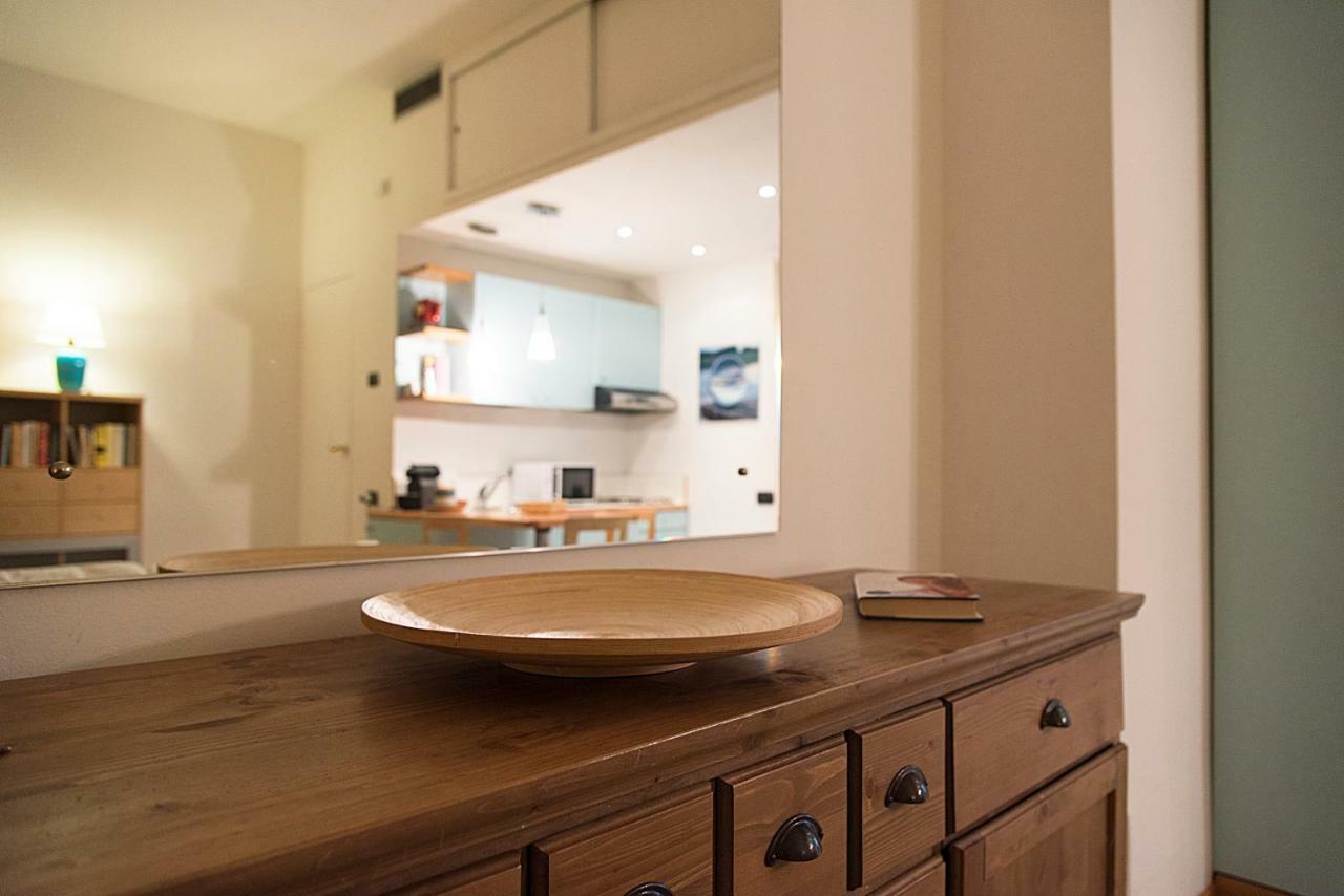 Elegant Apartment In Sant'Ambrogio Milano Eksteriør bilde